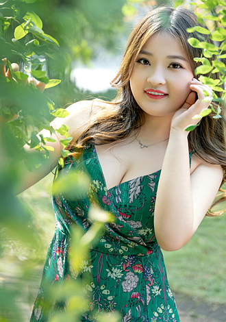 Gorgeous profiles only: pretty Thai member Wei from Chengdu