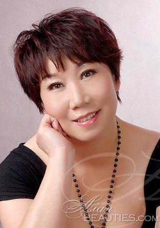 Absolutely stunning women: Hong, China woman