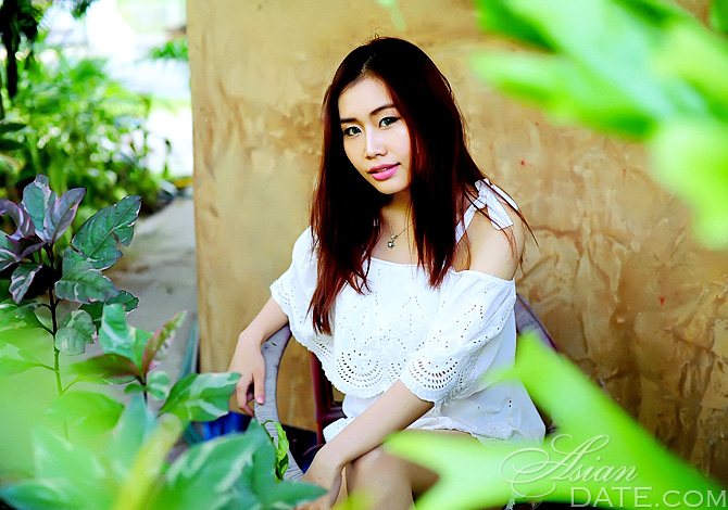 Gorgeous Asian Member Aungkana From Chiang Mai 27 Yo Hair Color Brown
