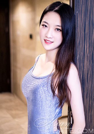 Gorgeous profiles pictures: pretty China member Meixin from Chengdu