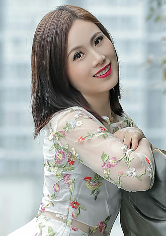Gorgeous profiles pictures: Shouzhen from Changsha, Asian member for dating partner